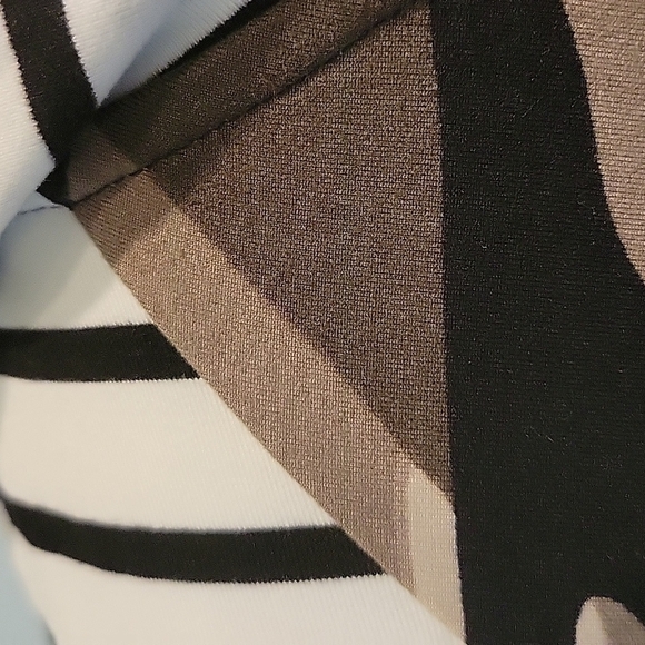 LILDY Super Soft Hoodie In Black White Stripes And Camo. Size S - M - Picture 4 of 5